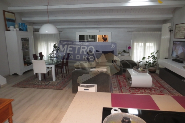 salotto - attico THIENE (VI)  